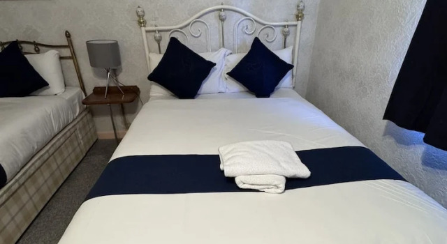 Номер Deluxe All Seasons Gatwick Guest House & Parking