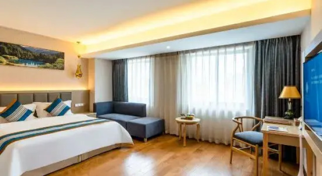 Люкс Weifang Silk Road Hotel (Songpan Passenger Transport Center)
