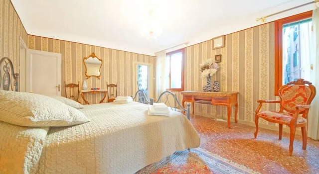 DolceVita Apartments N. 228, Забронировать Апартаменты/квартира Апартаменты Венеции, рядом с Консульство Франции в Венеции, Апартаменты/квартира