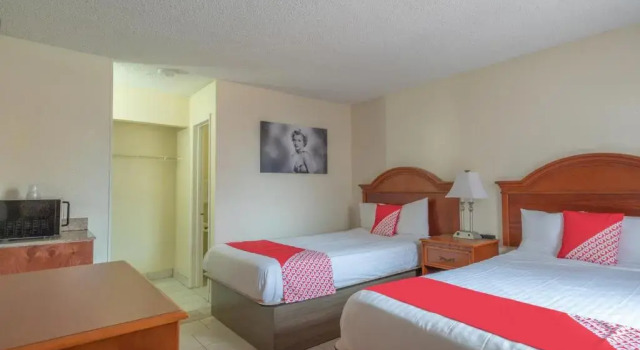Четырёхместный номер Standard OYO Hotel San Antonio Lackland near Seaworld