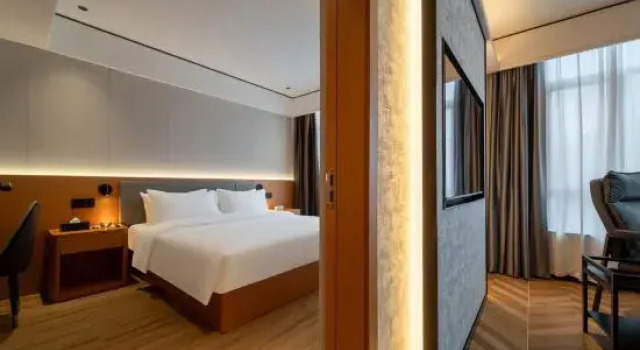 Люкс Four Seasons Fashion Hotel