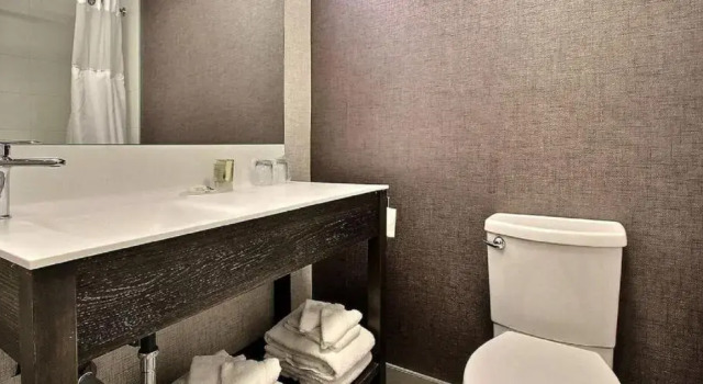 Четырёхместный номер Standard с балконом Hotel Classique