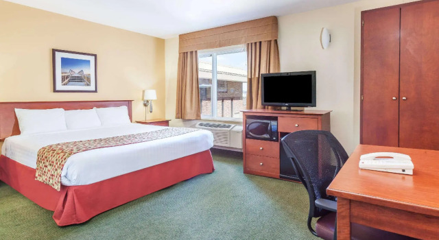 Двухместный номер Standard Super 8 by Wyndham Campbellton NB