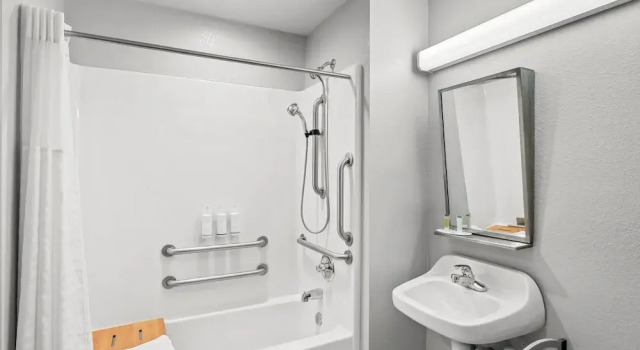 Номер Standard Microtel Inn & Suites by Wyndham Searcy