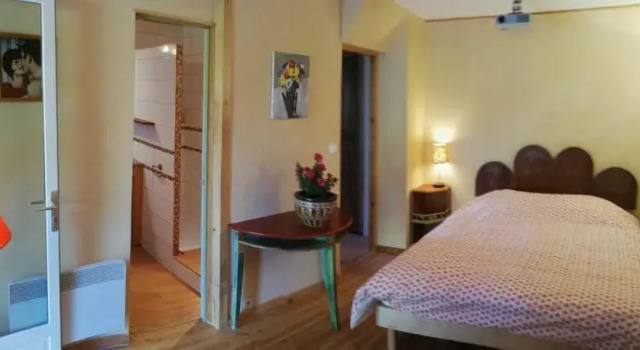 Les Hauts de Vaugines entre Lourmarin et Cucuron, Book Hotel Hoteller i Cucuron med pool, Swimmingpool