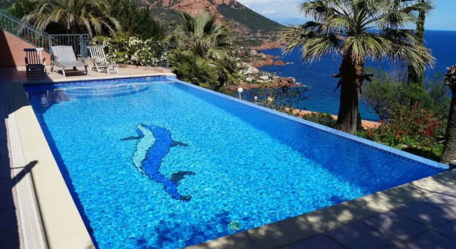 Villa in Anthéor, With Stunning sea Views and Private Swimming Pool