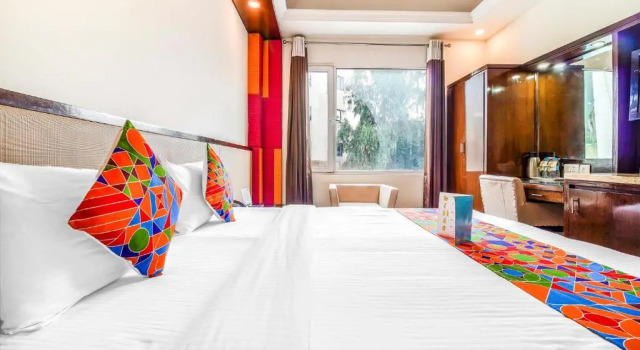 Номер Deluxe FabHotel Marble Arch