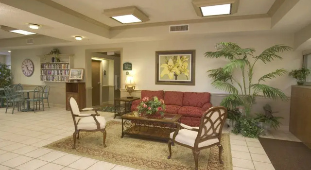 Wesley Inn and Suites, Prenota Hotel Hotel a Kansas con parcheggio, Parcheggio