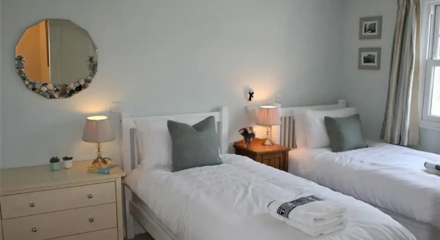 Trevena - Beautiful House in Padstow, Забронировать Отель Пэдстоу Корнуолл, рядом с Пляж Сент-Джорджес-Коув