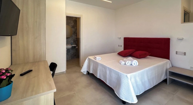 Casa Milly, Забронировать Отель «постель и завтрак» Отели Аджерола с парковкой, Парковка