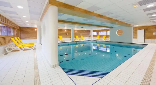 Appartement T2-5 couchages L'écrin des Orres 1800, Забронировать Апартаменты/квартира Отели Лез-Ор с парковкой, рядом с Горнолыжный подъемник Риу Сек, Парковка