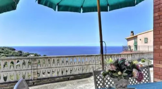Capoliveri: Villa Lorena 3 (bilocale), Rezervovat Vila Hotely v Elba s parkováním, Parkování