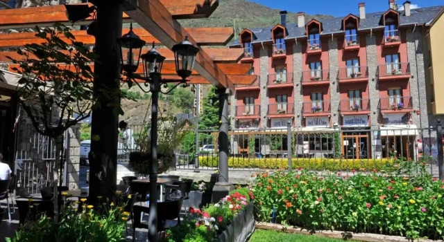 Hotel Vall d´Aneu, Забронировать Отель Эстерри-д'Анеу Pallars Sobirà, рядом с Экомузей в долине Анеу