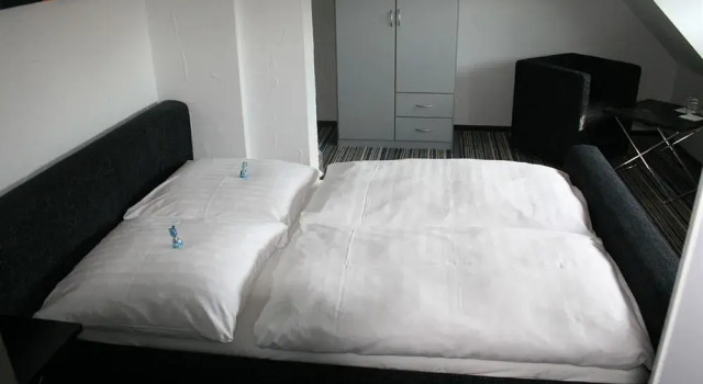 Hotel EDEN