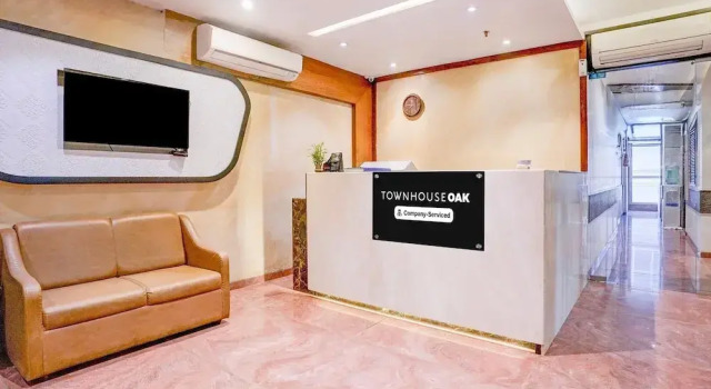 Luxurious Stays at Times Square Le Western Mumbai, Забронировать Дом для отпуска Виллы Мумбай, рядом с Международный аэропорт имени Чатрапати Шиваджи, терминал 2, Вилла