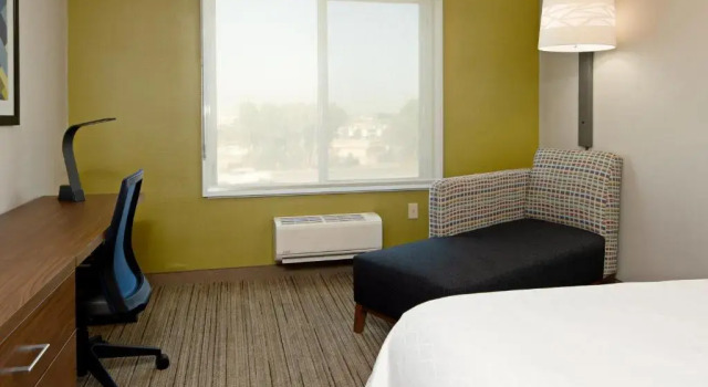Номер Standard Holiday Inn Express Fresno South by IHG