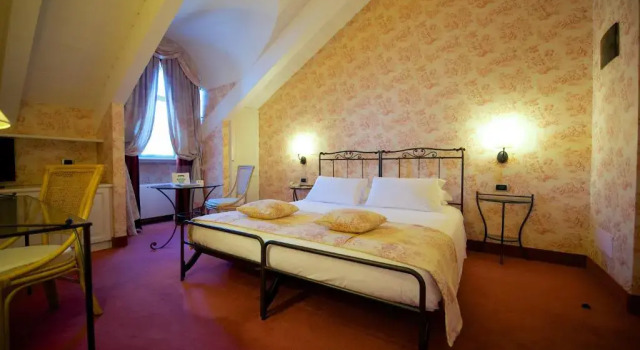 Двухместный номер Deluxe Best Western Crystal Palace Hotel