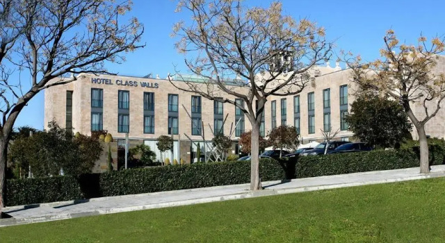 Номер Superior B&B HOTEL Tarragona Valls