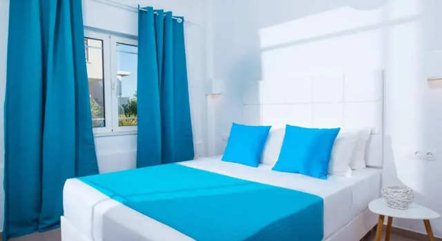 Полулюкс с 2 комнатами W Suites by Estia