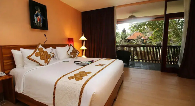 Люкс с балконом Petit Hotel Bali