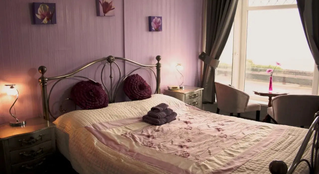 Devon View Guesthouse Swansea, Забронировать Отель Отели Суонси 3 звезды, рядом с Dylan Thomas Birth Place, 3*