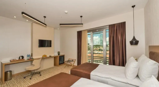 Трёхместный номер Standard Hotel Boursier 1 & Spa
