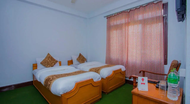 OYO 198 Hotel Lake Diamond