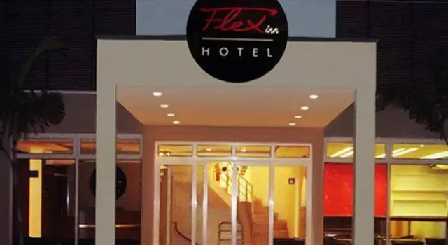 Living Hotel Vila Guilherme, Забронировать Отель Отели и гостиницы Vila Guilherme, Отель