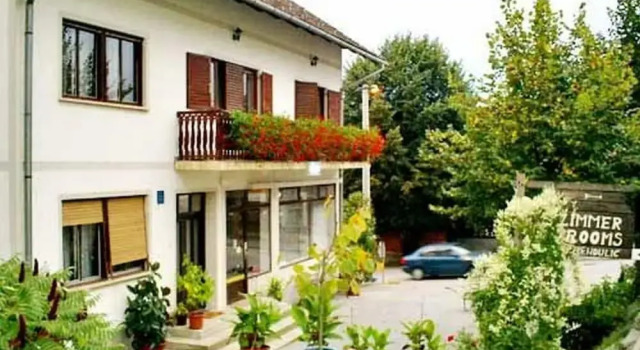 Room Anton, Rezervovat Hotel Hotely v Rakovica se snídaní, Snídaně