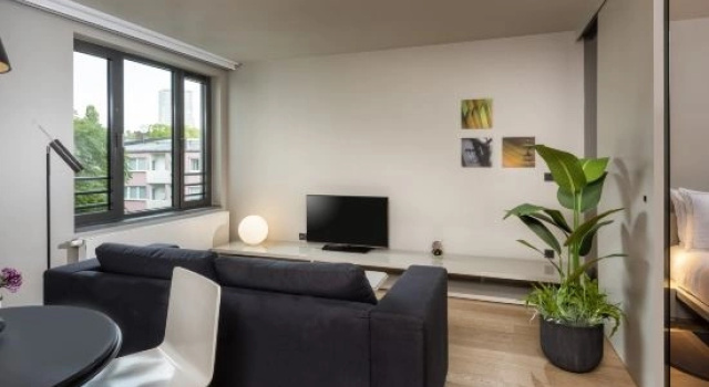 Одноместный люкс с 2 комнатами SANA Berlin Residence