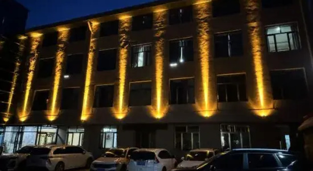 Langmusi Linjiang Holiday Hotel, Rezervovat Hotel Hotely v Langmusi s parkováním, Parkování