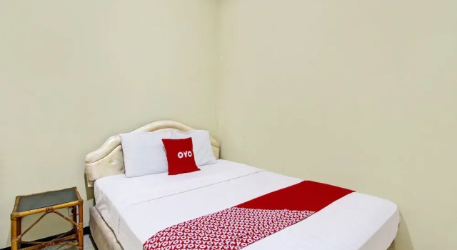 OYO 92534 Fajar Indah Guest House