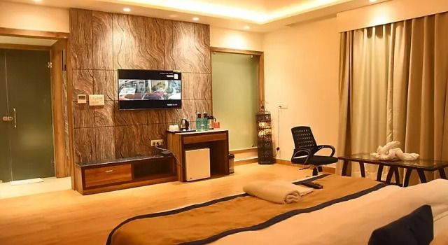 Sparsh Hotel & Resort, Забронировать Курортный отель Отели Барели 4 звезды, 4*