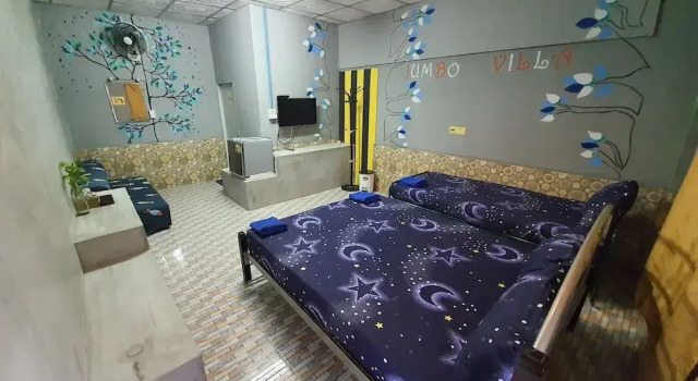 Семейный номер Standard с балконом Jumbo Villa Homestay and Resort