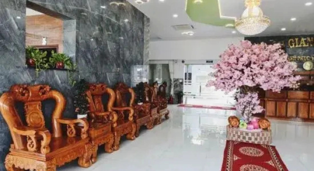 Chau Giang Hotel