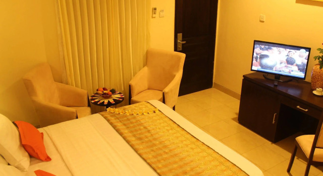 Graha Ayu Hotel, Забронировать Отель Матарам Ломбок, рядом с Lombok Epicentrum Mall