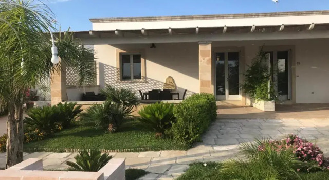 Green space, Book Hotel Hotels in Giurdignano with Parking, Parking