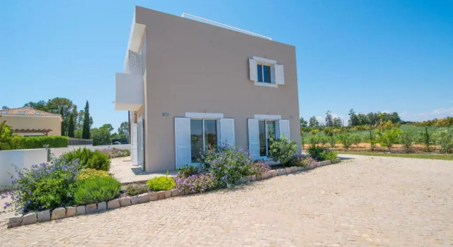 Вилла Roots Villa - Casa das Árvores