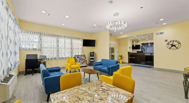 Days Inn & Suites by Wyndham DFW Airport South-Euless, Book Hotel Euless Dallas - Fort Worth Metropolitan Area