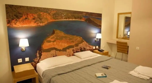 Люкс с балконом Hotel Nereides