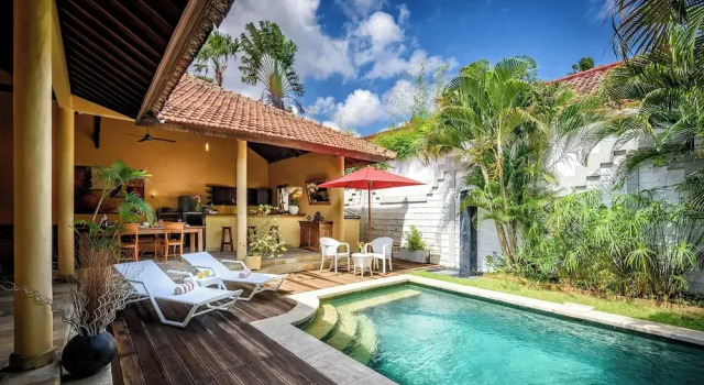 Villa Inti Seminyak Bali, Rezervovat Vila Chaty v Bali, Chalupa