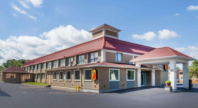 Кровать в общем номере SuperB Hamburg Motel