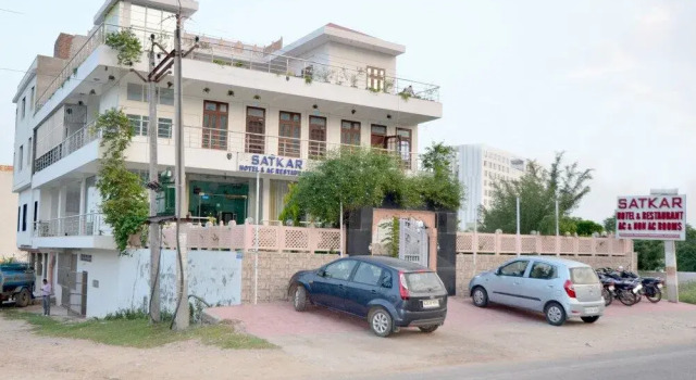 OYO 19035 Hotel Satkar, Boek Hotel Kukas Rajasthan