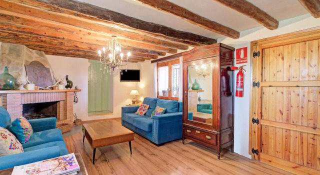 Vibrant Holiday Home in Fraga With Private Pool, Book Hotel Hoteller i Huesca med pool, Swimmingpool