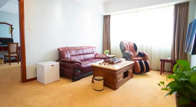 Люкс Deluxe Vienna Hotel Guangzhou Baiyun Street Yunbao