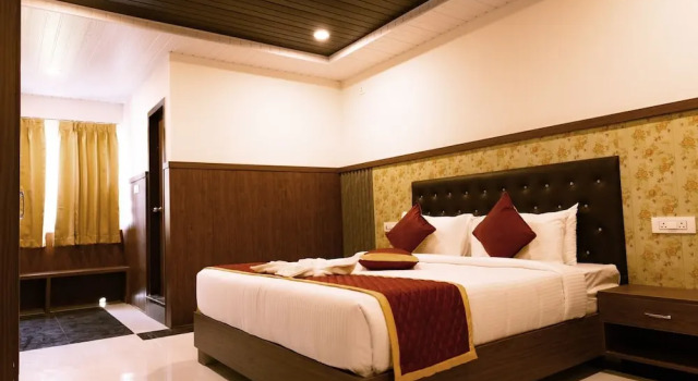 Номер Superior Hotel Grand Orchid