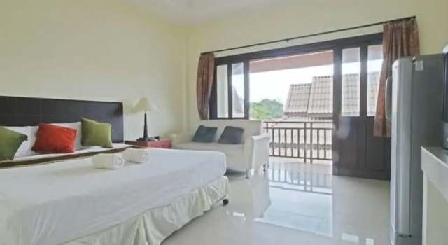 Номер Standard с балконом Buathong Place