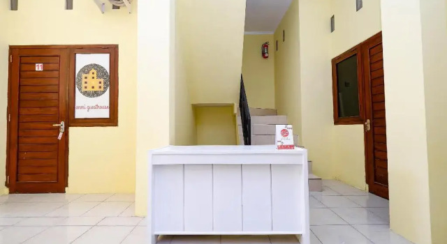 OYO 1553 Anmi Guest House