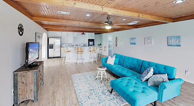Pristine Jamaica Beach Getaway W/ Walkable Locale 3 Bedroom Home, Varaa Lomakoti Jamaica Beach USA