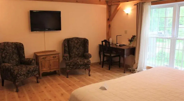 Люкс с 2 комнатами Timber House Resort
